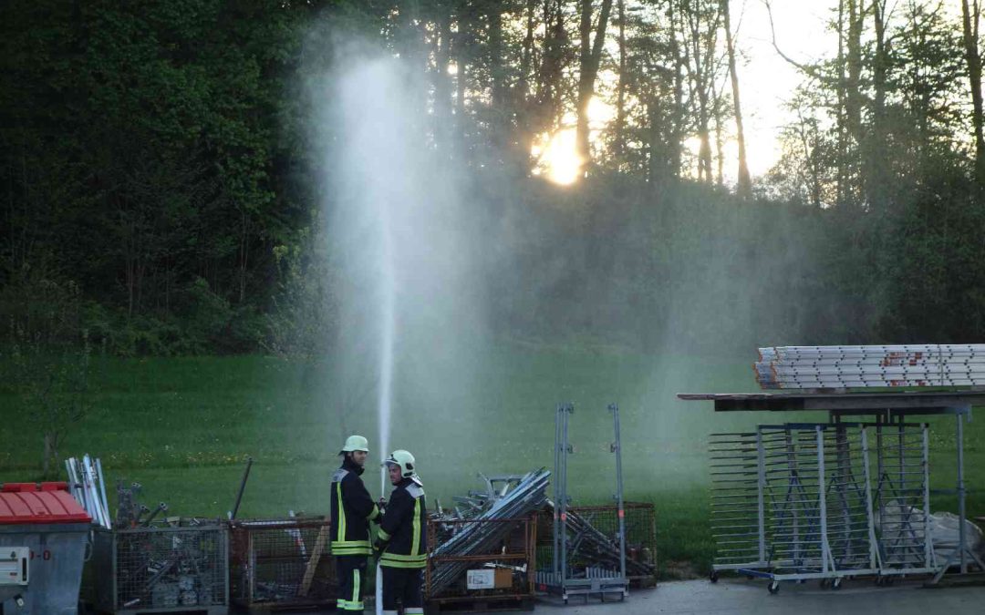 Gemeinschaftsübung  der Feuerwehren Atzing, Greimharting und Wildenwart