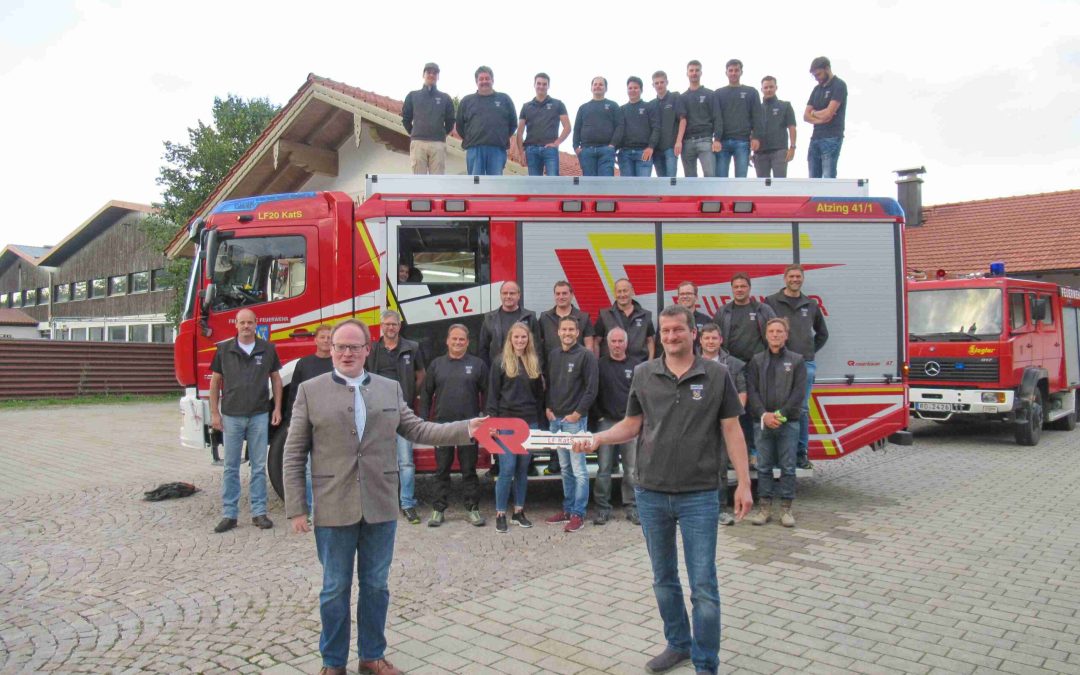 Freudentag bei Feuerwehr Atzing – Neues Löschfahrzeug ist angekommen