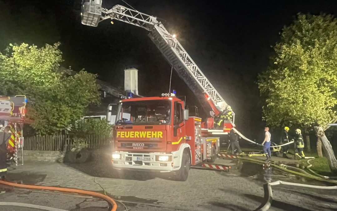 Drei Feuerwehren üben Ernstfall in Prien-Mühltal